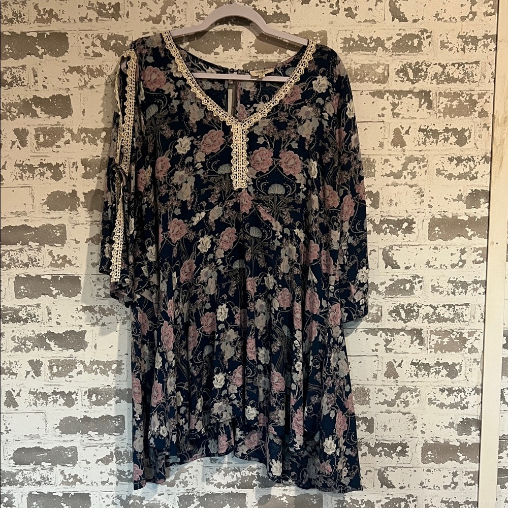 Umgee Navy and Pink Floral Top